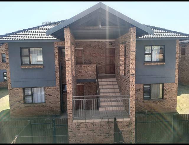 1 BEDROOM SECTIONAL TITLE FOR SALE IN COMET